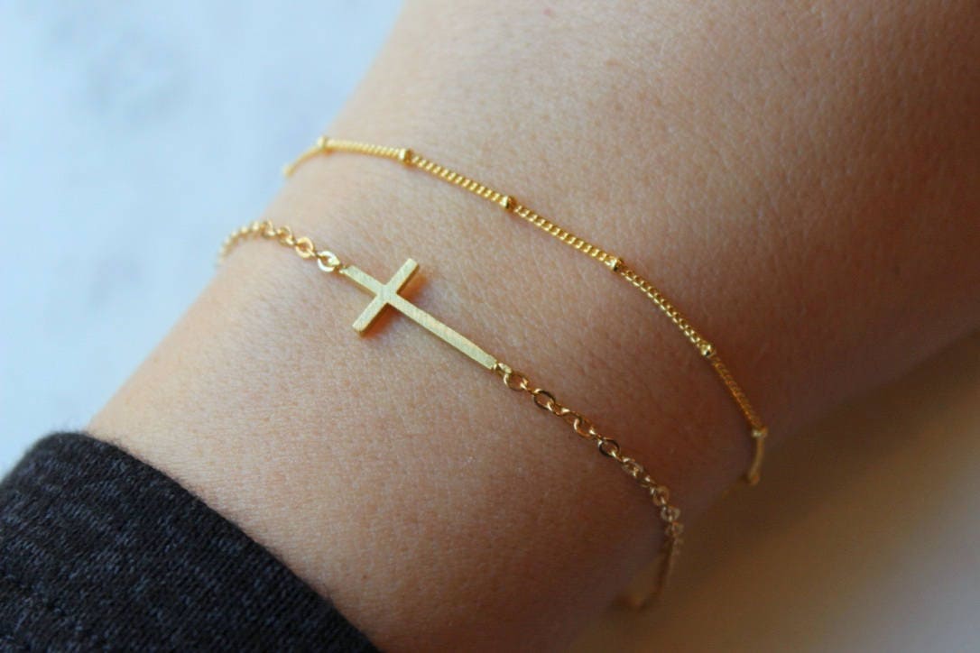Dainty Gold Bracelet Set