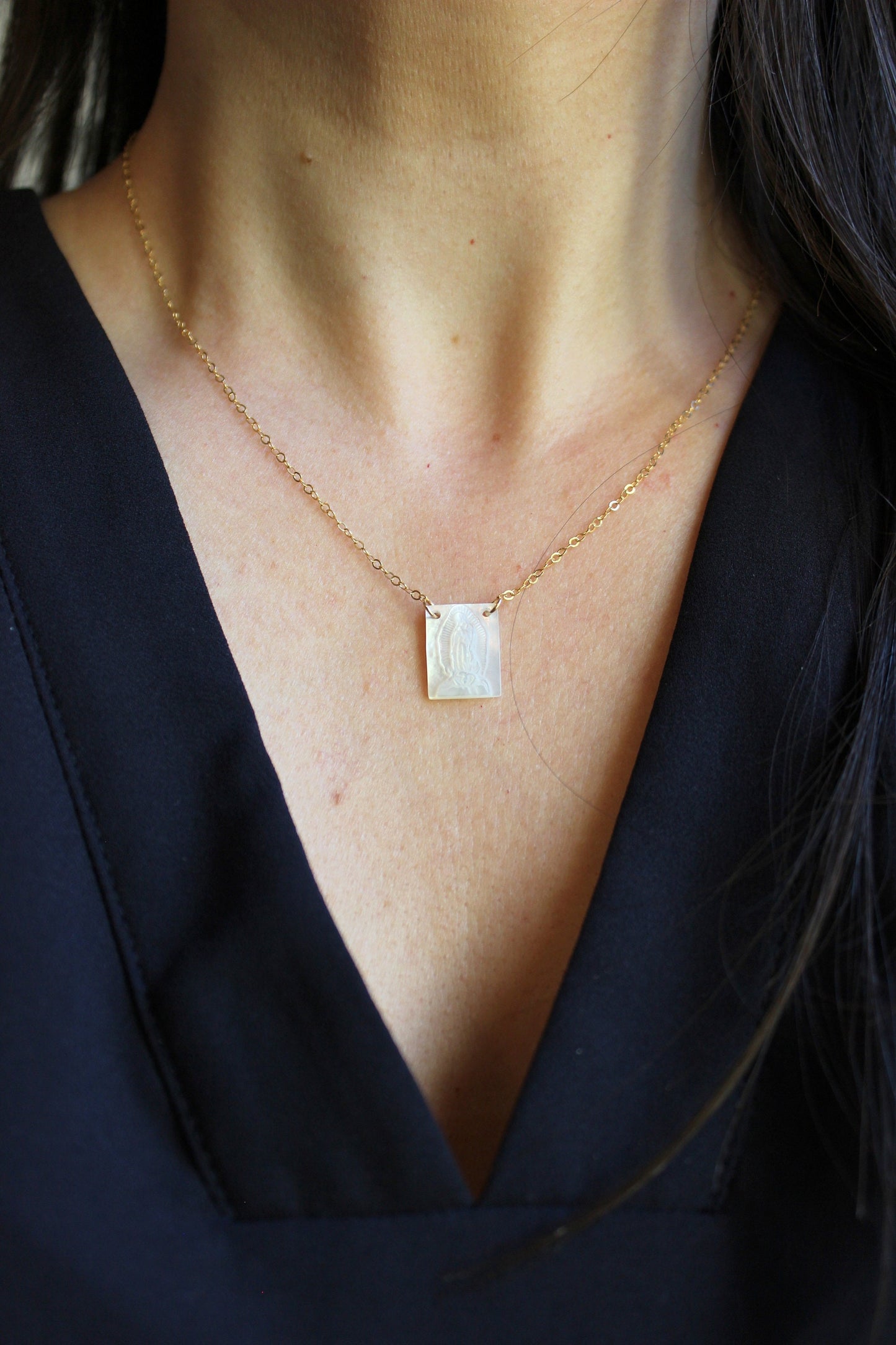 Virgin Mary Necklace, Mother of Pearl Mary Necklace, Mother of God, Catholic Necklace, Religious Necklace, Religious Jewelry, Sacred Heart