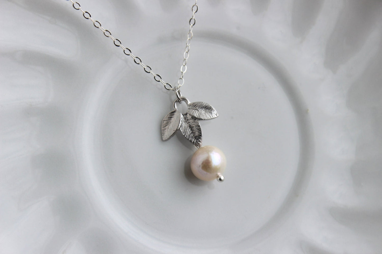 Silver Leaf Freshwater Pearl Necklace - Sterling Silver Chain - White Pearl Jewelry - Pearl Bridesmaid Gift - Pearl Bridal Jewelry