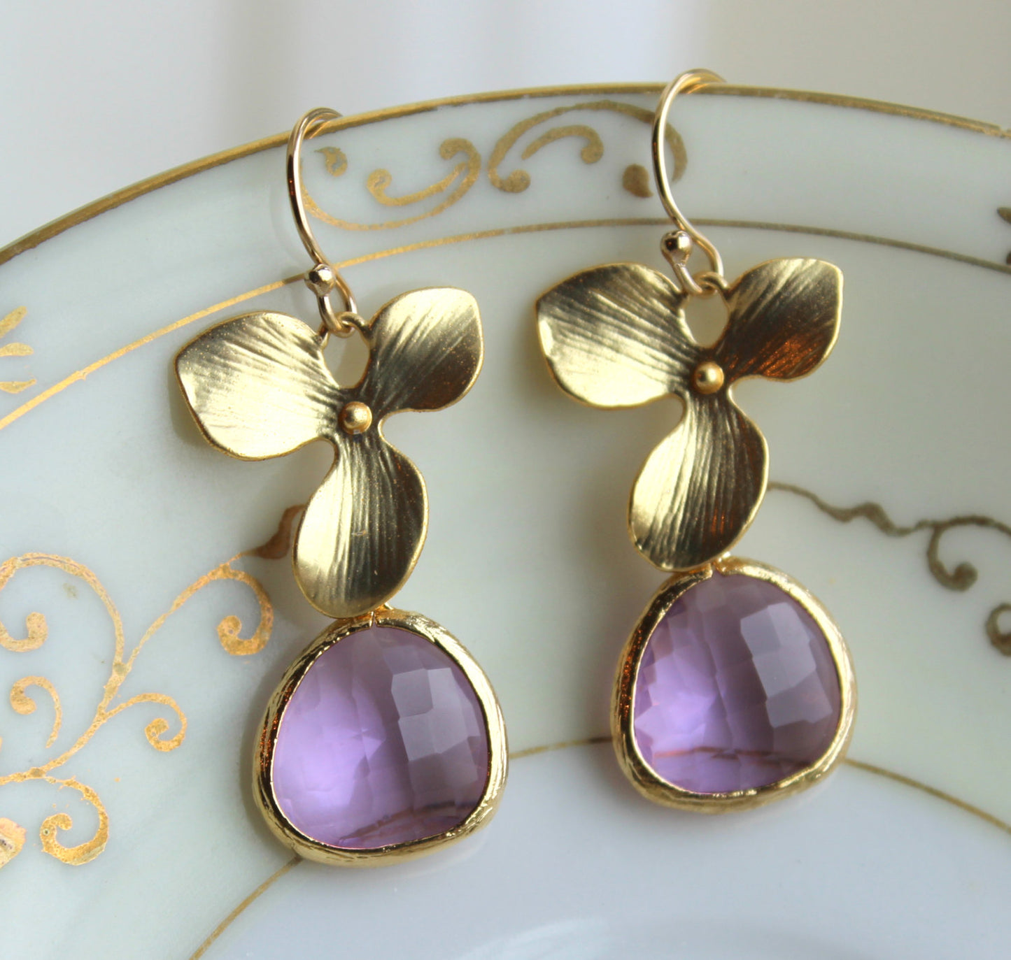 Gold Lavender Earrings Orchid Flower - Lilac Purple Earrings  - Lavender Bridesmaid Earrings - Bridesmaid Gift - Purple Wedding Jewelry