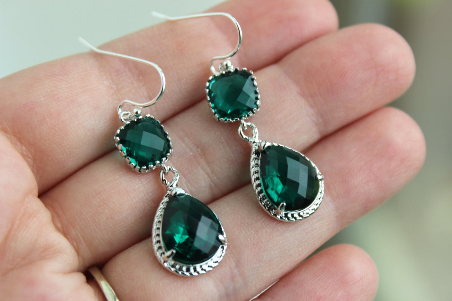 Silver Emerald Green Earrings Two Tiered Glass Earrings Jade Bridesmaid Earrings Emerald Wedding Earrings Wedding Jewelry Bridesmaid