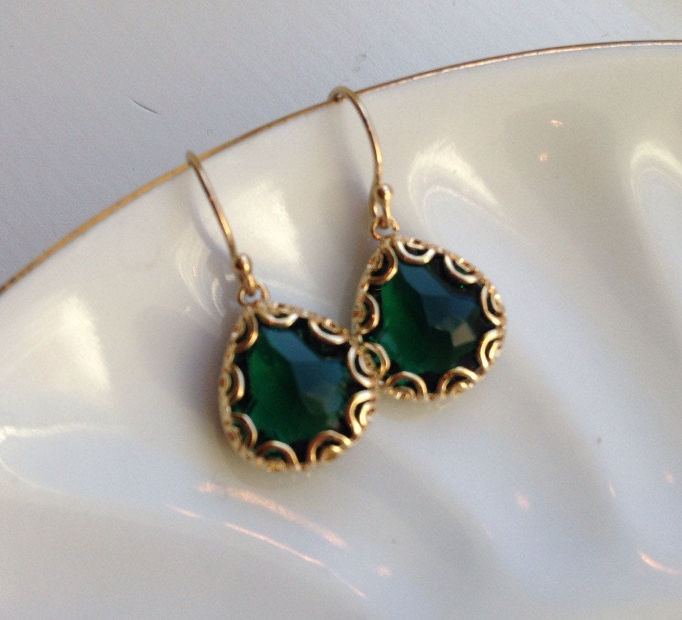 Gold Emerald Green Earrings - Pear Shape with Gold Design - Bridesmaid Earrings - Wedding Earrings - Valentines Day Gift
